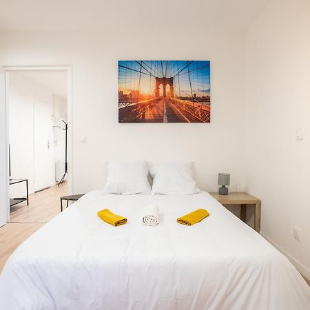 Budget Appart Avec Parking Au Centre-Ville Charleville-Mezieres Exterior photo